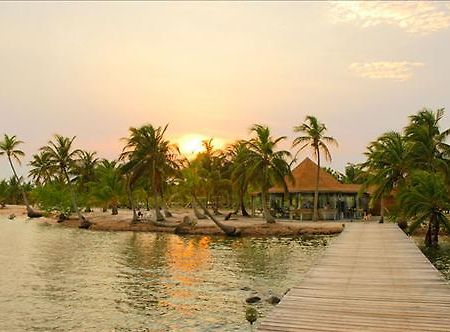 Laguna Beach Resort Útila Faciliteter billede